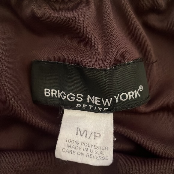 Briggs skirt - Picture 2 of 3